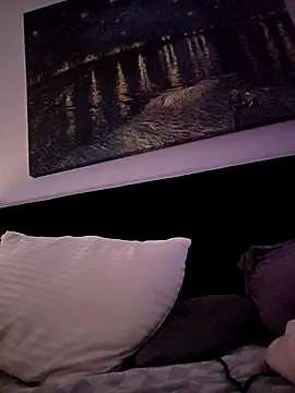 Snapshot of MissyRoulette chatting on October 8, 8:50 pm MissyRoulette online show from October 8, 8:50 pm