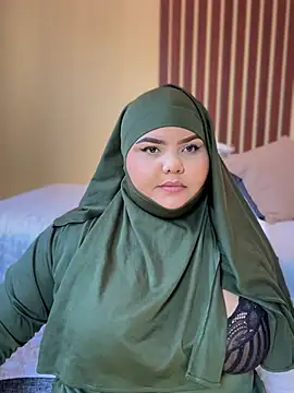 Snapshot of _Shara_Handal_ chatting on December 17, 6:09 pm Shara Handal online show from December 17, 6:09 pm
