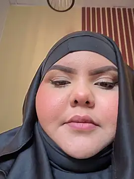 Snapshot of _Shara_Handal_ chatting on March 2, 10:56 am Shara Handal online show from March 2, 10:56 am