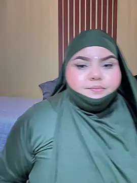 Snapshot of _Shara_Handal_ chatting on March 5, 10:11 am Shara Handal online show from March 5, 10:11 am