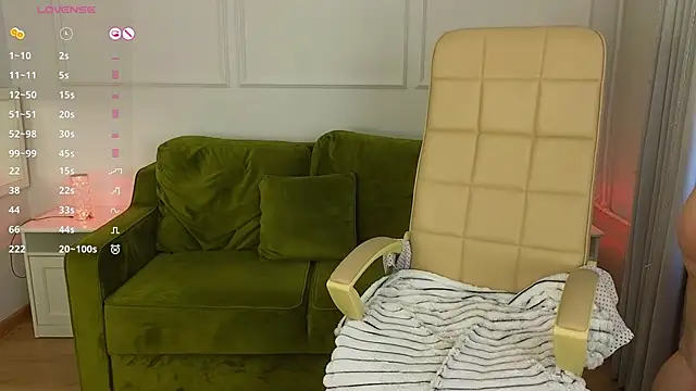 GeorginiaGrimes online show from February 23, 1:42 pm