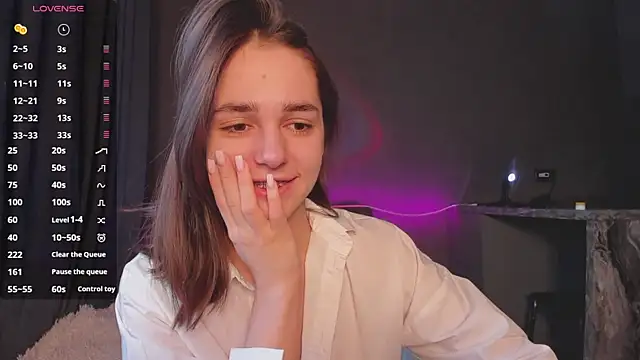 JudyAngil online show from February 10, 6:28 am