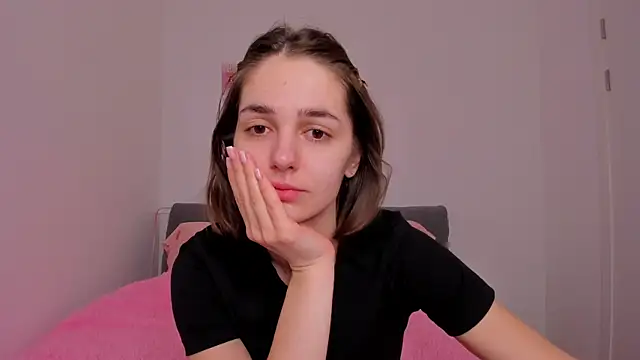 JudyAngil online show from April 17, 5:21 am