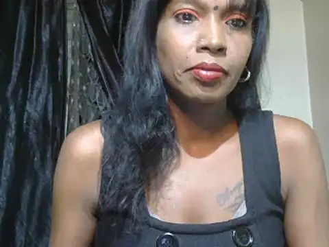 Fuckable Nasty MILF online show from February 5, 7:42 pm