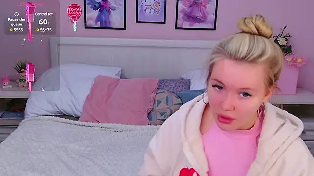 AliceMorr online show from February 1, 9:00 am