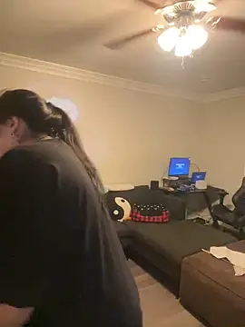 ThicBunz online show from March 4, 1:55 am