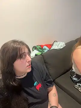 ThicBunz online show from March 18, 1:21 am