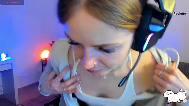 Piinkpandora online show from March 14, 11:32 pm