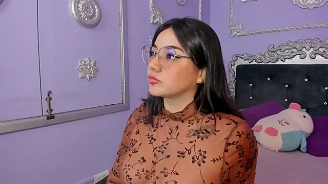 Snapshot of JeyLee chatting on November 13, 12:26 pm JeyLee online show from November 13, 12:26 pm