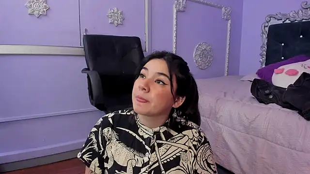 Snapshot of JeyLee chatting on November 18, 12:09 pm JeyLee online show from November 18, 12:09 pm