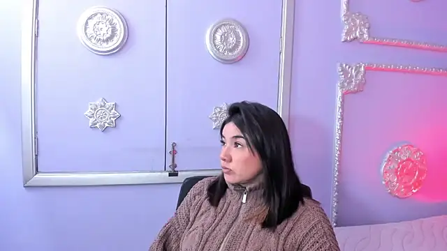 Snapshot of JeyLee chatting on December 2, 11:59 am JeyLee online show from December 2, 11:59 am