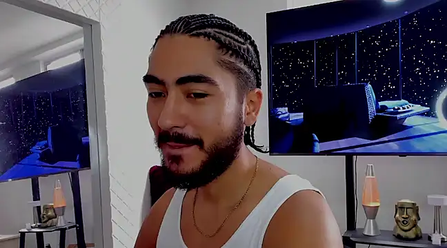 Snapshot of david__johnson372 chatting on February 9, 1:03 pm david johnson372 online show from February 9, 1:03 pm