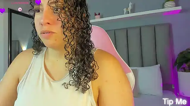 aixa 15 online show from November 20, 12:16 pm