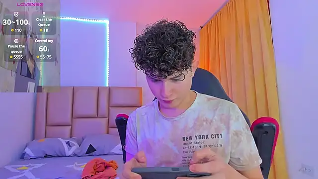 Nathan Bluee online show from December 23, 3:12 pm