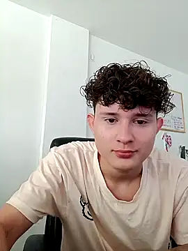 Nathan Bluee online show from December 24, 2:33 pm