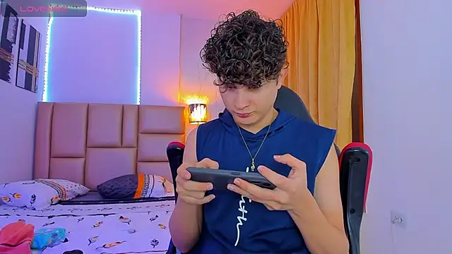 Nathan Bluee online show from February 11, 12:58 pm