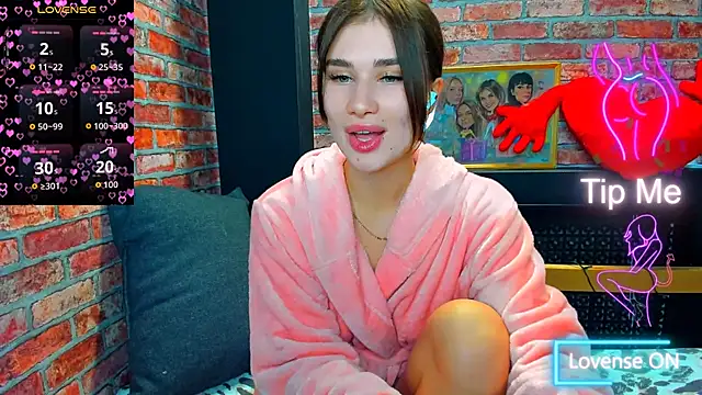 UrJoyy online show from November 19, 3:56 pm