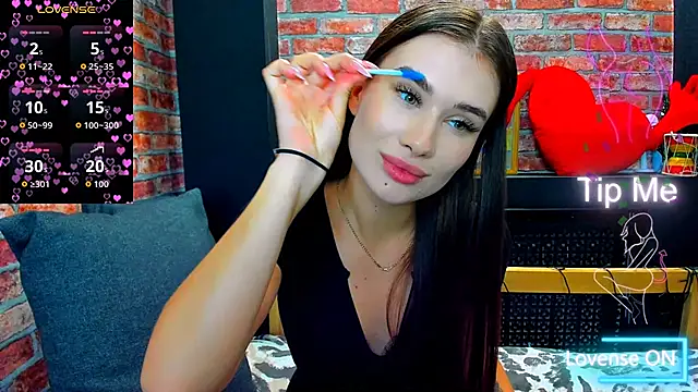 UrJoyy online show from November 21, 2:05 pm