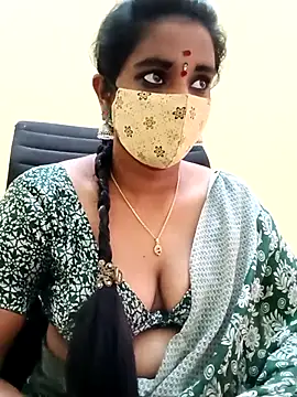 Snapshot of anisha91 chatting on February 11, 7:23 am anisha91 online show from February 11, 7:23 am