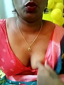 Snapshot of anisha91 chatting on February 21, 6:48 pm anisha91 online show from February 21, 6:48 pm