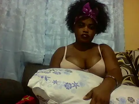 Ebonnygirl online show from March 18, 1:43 am