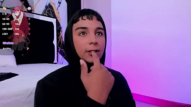 Snapshot of Seductivo_jr chatting on January 29, 4:05 am Seductivo jr online show from January 29, 4:05 am