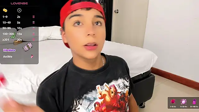 Snapshot of Seductivo_jr chatting on February 16, 7:15 am Seductivo jr online show from February 16, 7:15 am