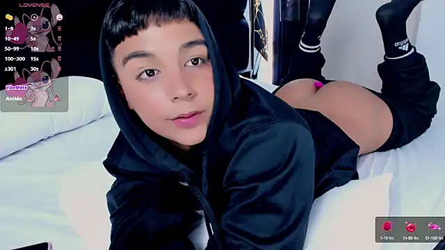 Snapshot of Seductivo_jr chatting on March 1, 12:34 pm Seductivo jr online show from March 1, 12:34 pm