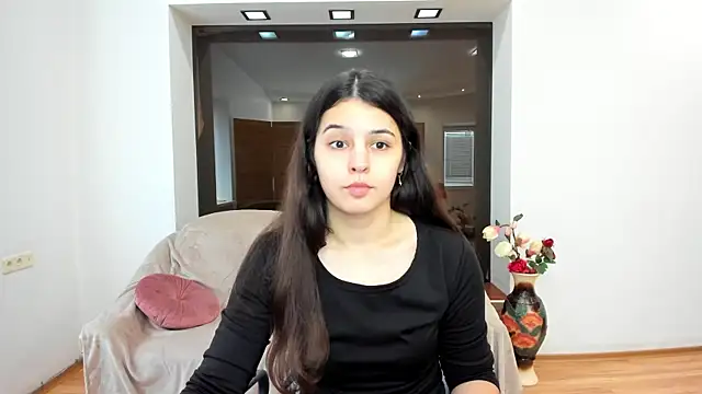 Molly Owens online show from October 13, 5:51 am