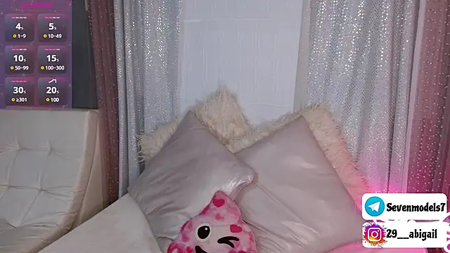 Snapshot of Abigail_29 chatting on February 26, 12:14 pm Abigail 29 online show from February 26, 12:14 pm