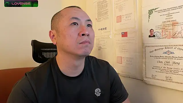 Snapshot of chih515 chatting on February 9, 12:39 am chih515 online show from February 9, 12:39 am