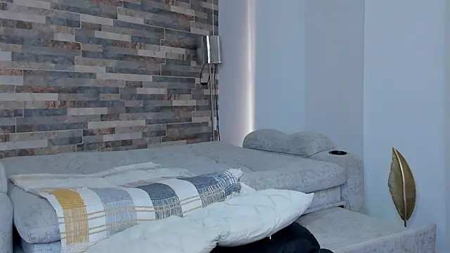 zaiin diesel online show from March 6, 3:02 pm