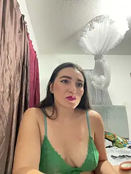 Snapshot of Sweetsex_valeria chatting on February 23, 3:02 am Sweetsex valeria online show from February 23, 3:02 am
