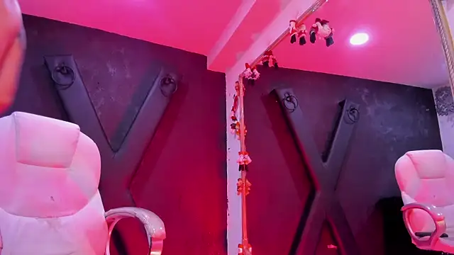 Melany Luv online show from December 19, 12:24 am