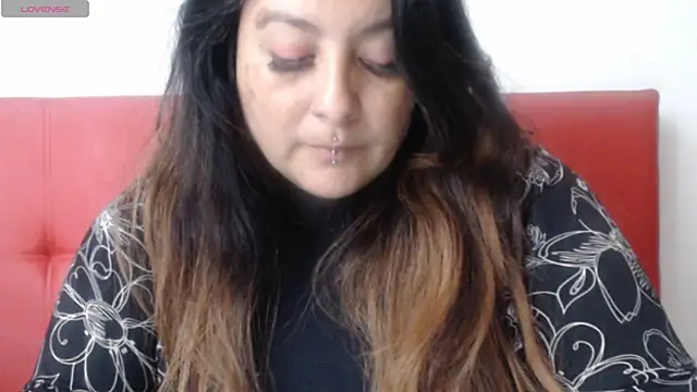 amydeepqueen online show from December 2, 11:45 am
