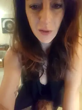 Snapshot of lullina1 chatting on November 25, 7:03 pm lullina1 online show from November 25, 7:03 pm