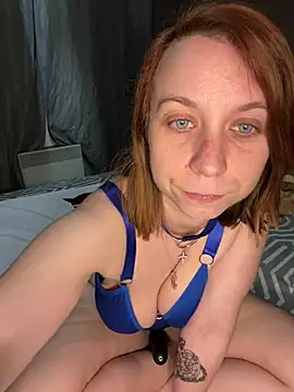 Snapshot of Aphrodite-22 chatting on March 1, 8:34 am Aphrodite-22 online show from March 1, 8:34 am