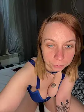 Snapshot of Aphrodite-22 chatting on March 21, 1:01 pm Aphrodite-22 online show from March 21, 1:01 pm