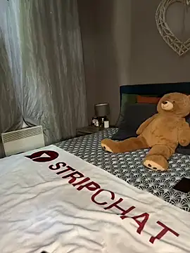 Snapshot of Aphrodite-22 chatting on March 22, 8:51 am Aphrodite-22 online show from March 22, 8:51 am