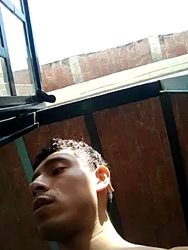 Snapshot of IM_A_WOT chatting on December 12, 7:48 pm IM A WOT online show from December 12, 7:48 pm