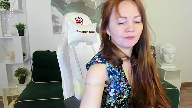 VanessaSmuth online show from March 11, 1:59 am