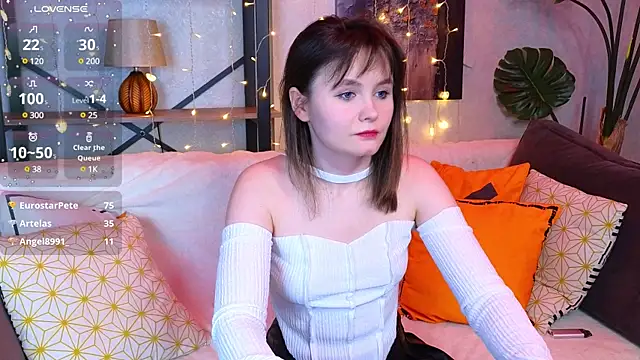 CiriRianonn online show from February 6, 7:24 am