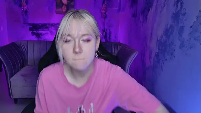 Snapshot of NancyMartinez chatting on March 1, 1:18 pm NancyMartinez online show from March 1, 1:18 pm