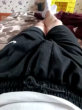 red red00 online show from February 5, 11:02 am