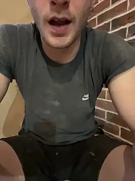 red red00 online show from November 3, 1:34 pm