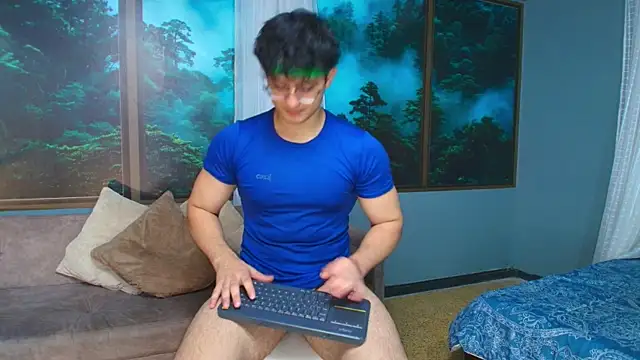 Snapshot of Mark_Evans1_ chatting on February 14, 2:39 am Mark Evans1  online show from February 14, 2:39 am