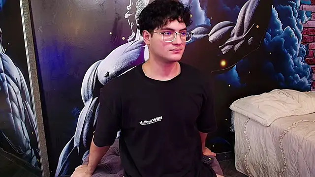 Snapshot of Mark_Evans1_ chatting on March 8, 7:42 pm Mark Evans1  online show from March 8, 7:42 pm