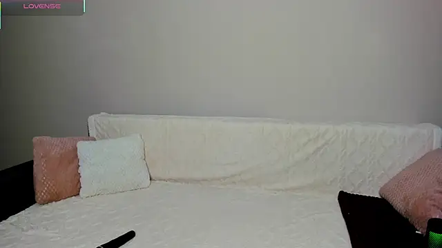 -Sacura- online show from November 23, 4:07 pm