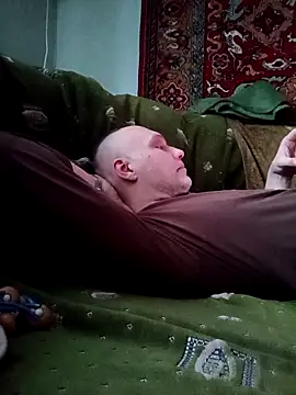 Pineapple04 online show from February 19, 5:47 am