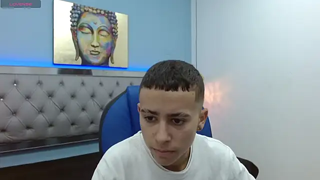 Snapshot of Xavii18 chatting on February 27, 1:07 pm Xavii18 online show from February 27, 1:07 pm